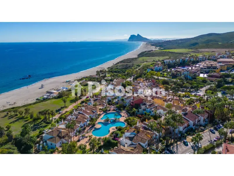Penthouse with Sea Access in La Alcaidesa