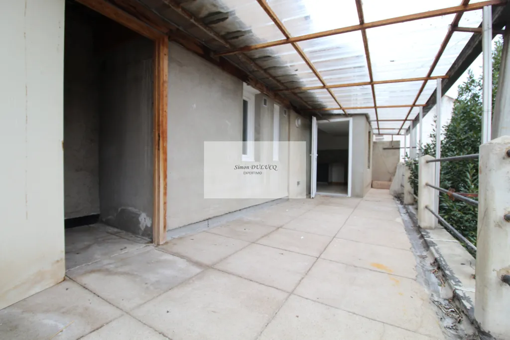 Jardin - Ensemble Immobilier avec Local Commercial à Saint-Affrique