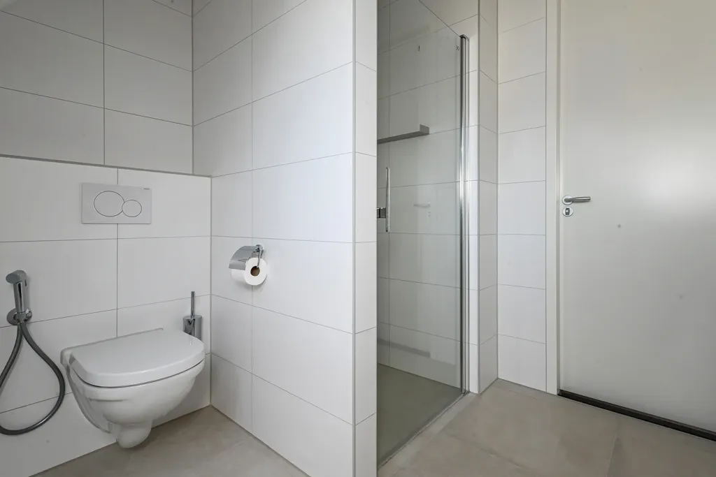 Salles de bain - Maison 6 pièces à Leidschendam