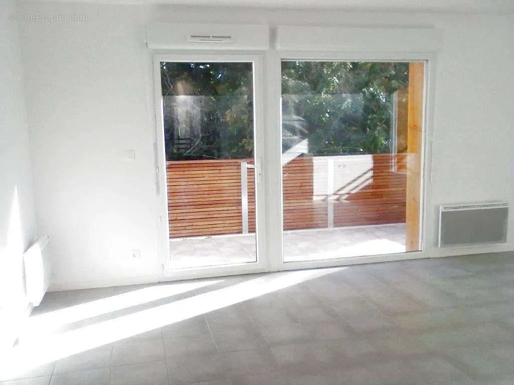 Elutuba - T3 with Loggia in Mérignac