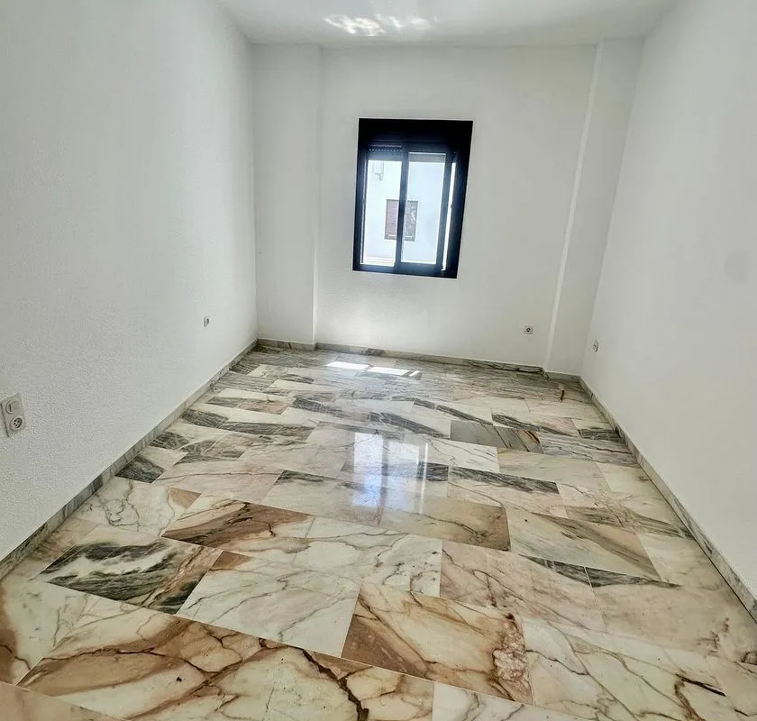 Toad - Modernised 1-Bed Flat near Alfalfa Square