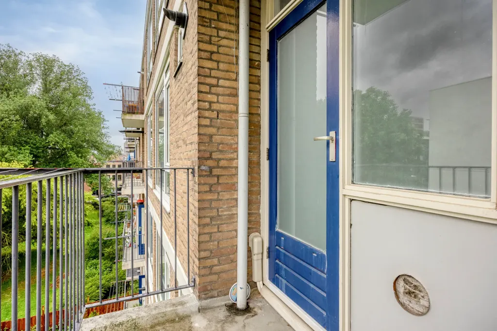 Balcon - Maisonnette with Three Balconies in Schiedam