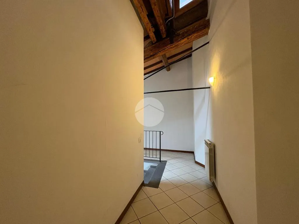 Rooms - Modernised Two-Bedroom Apartment in Florence