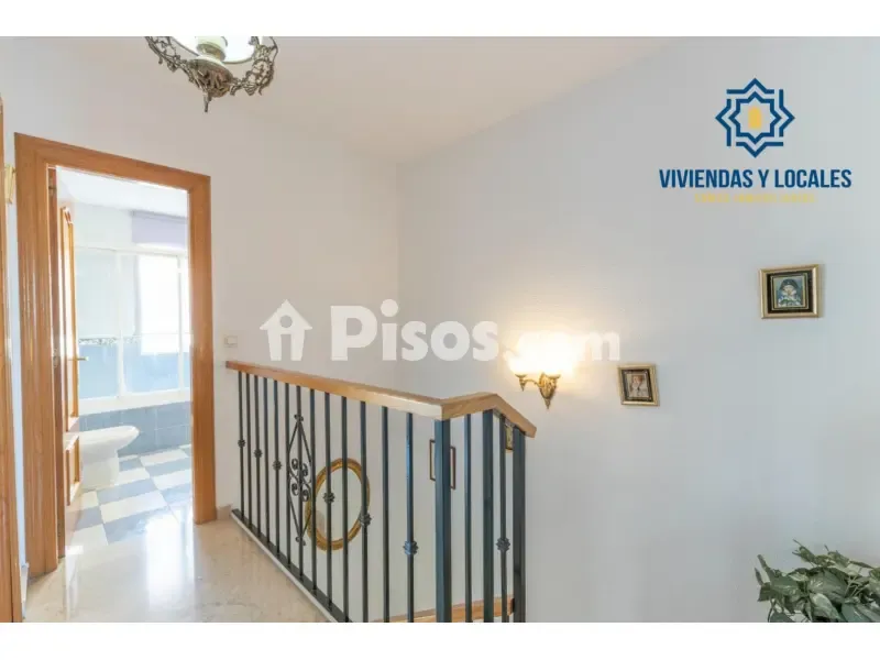 Toad - Twin-Storey House with Pool in Híjar