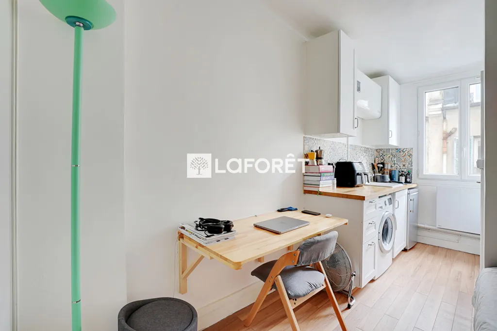 Utility Room - Studio with High Luminosity in Paris 14th