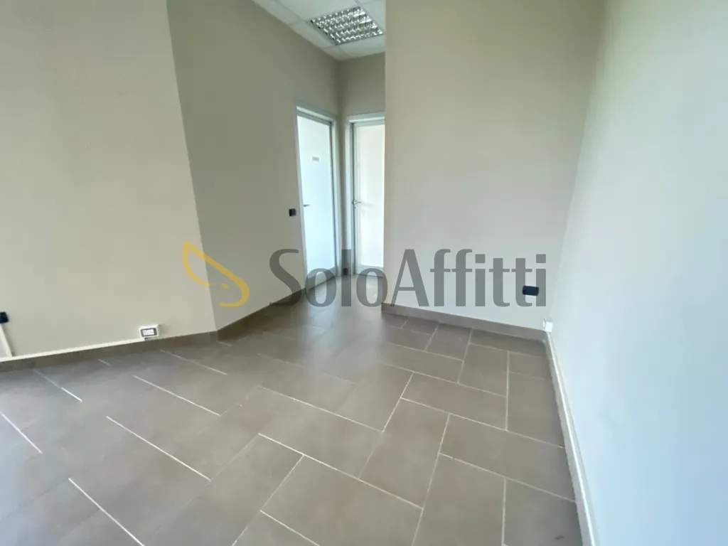 5-toaline ärihoone asukohas Caserta