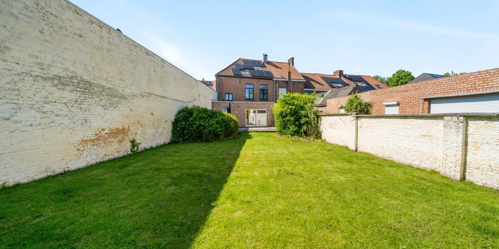 Aed - Charming House with Garden in Bruges