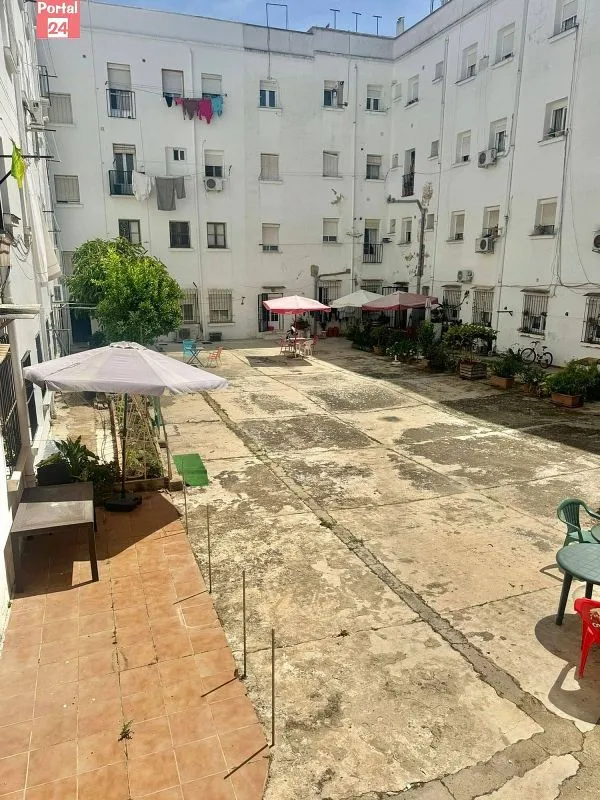 Aed - Apartment with Elevator in Central Badajoz