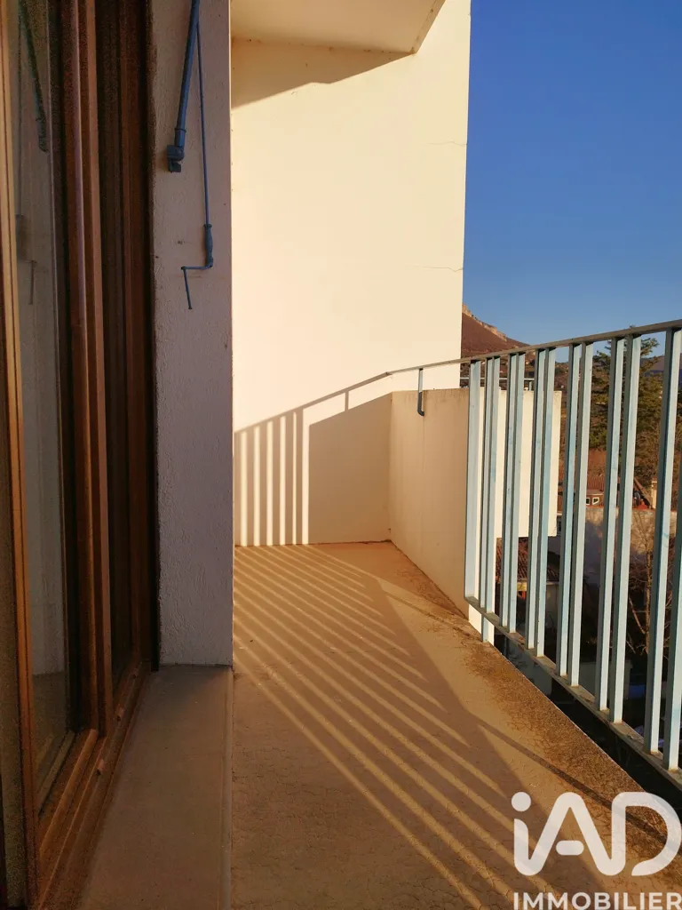 Rõdu - Spacious Apartment with Balcony in Millau