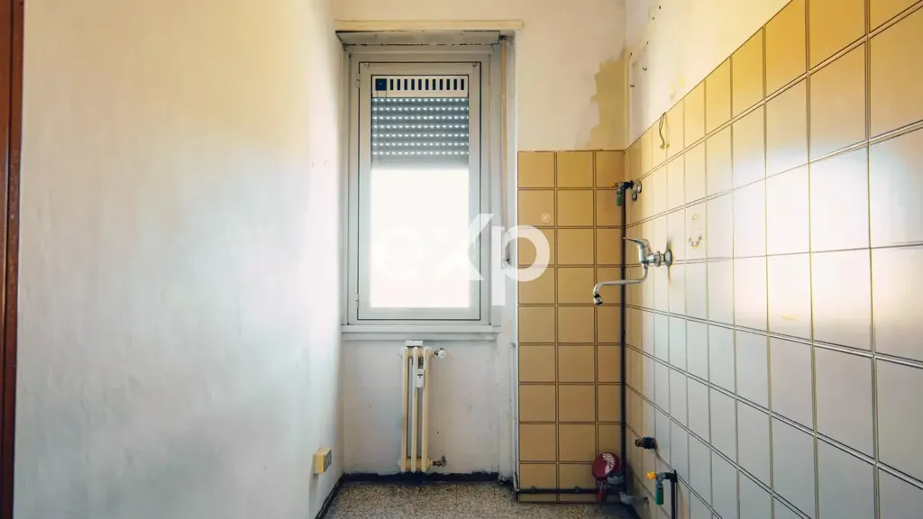 Salles de bain - Apartment with Balcony in Castellanza
