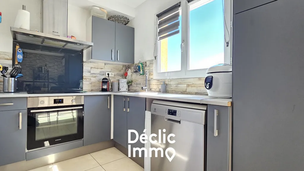 Cuisine - Maison 4 Pièces Vue Dégagée sur les Pyrénées