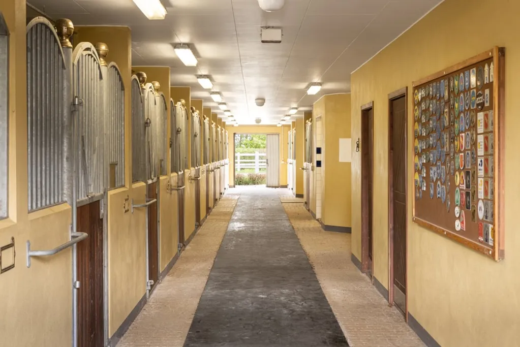 Entrée - Equestrian Facility with Pool in Helsingborg
