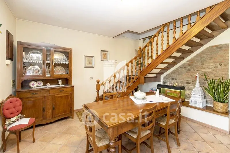 Salle à manger - Rustic Farmhouse with Garden in Roverbella