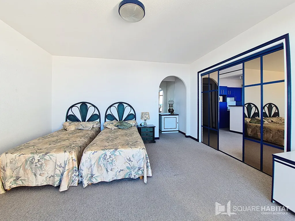 Bedrooms - 3-Bed Apartment with Sea View in Quiberon