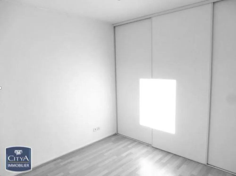 2-toaline korter asukohas Onet le chateau