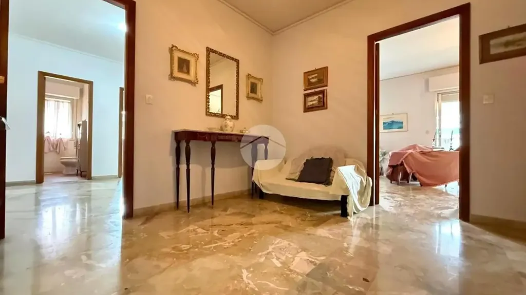 Esik - Apartment with Panoramic View in Palermo