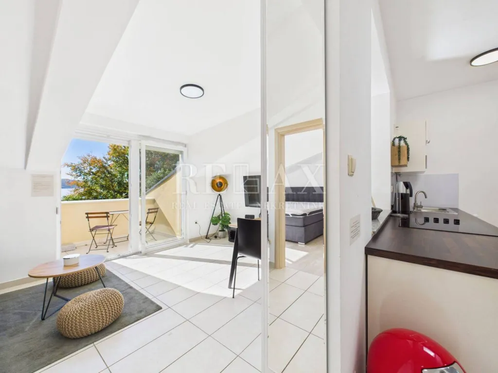 Elutuba - Apartment with Sea View in Crikvenica Centre