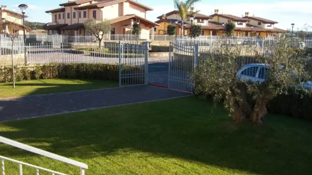 Välivaade - New Villa with Hobby Room in Ladispoli