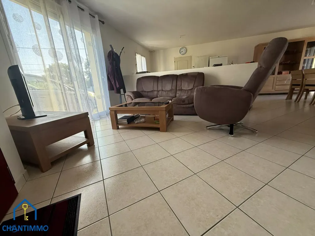 Elutuba - Charming Bungalow with Large Garden in Sought-After Area