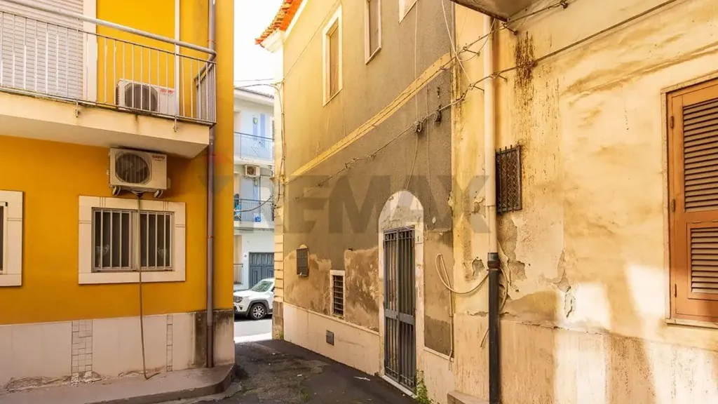Extérieur - Terraced House with Balcony in Carlentini Centre