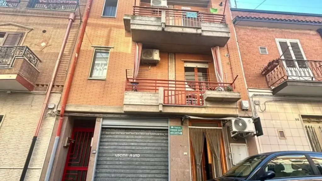 Välivaade - Rear-Facing Apartment with Box in San Severo