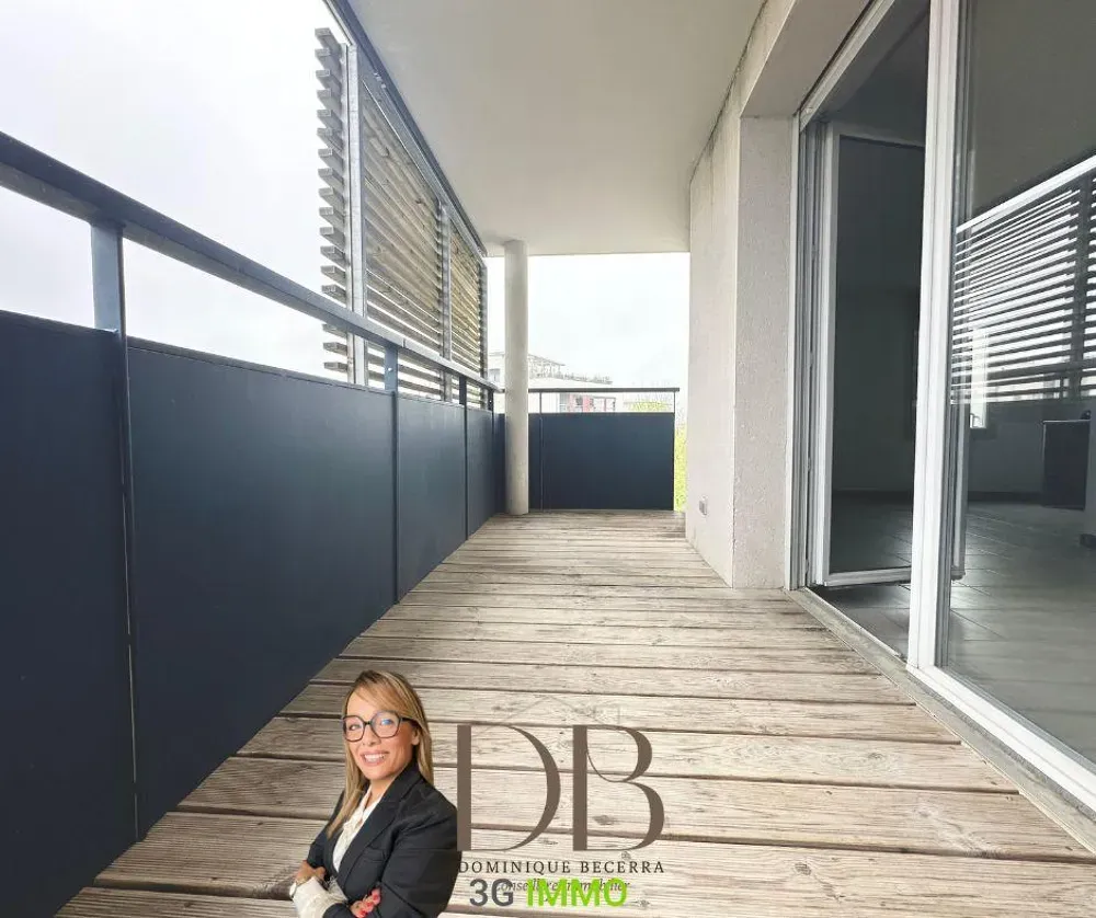 Rõdu - T3 Apartment with Terrace in Borderouge