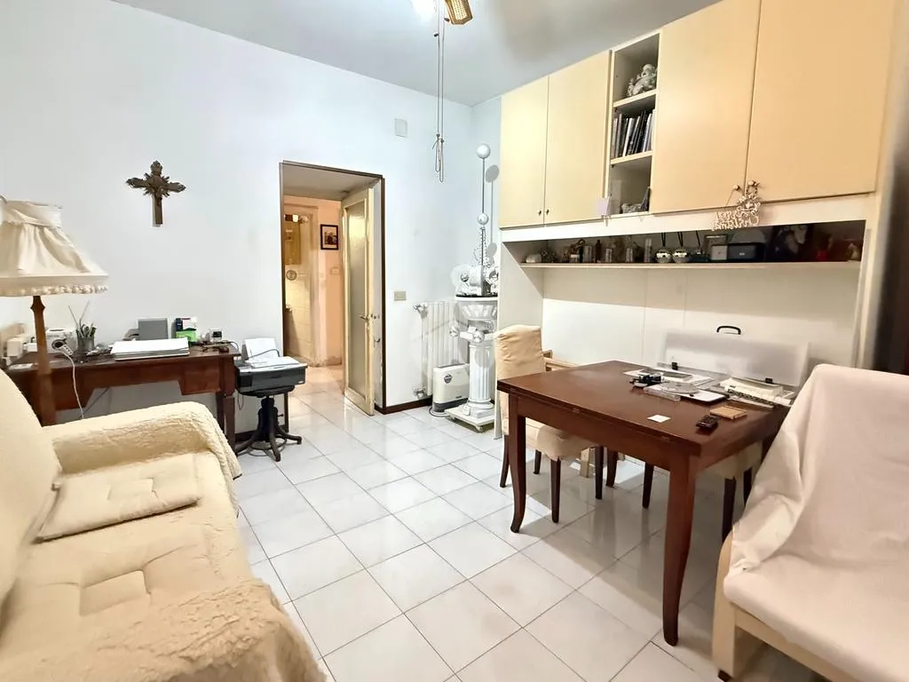 Sala da pranzo - Appartamento con doppia esposizione nel quartiere Prati–Mazzini a Roma