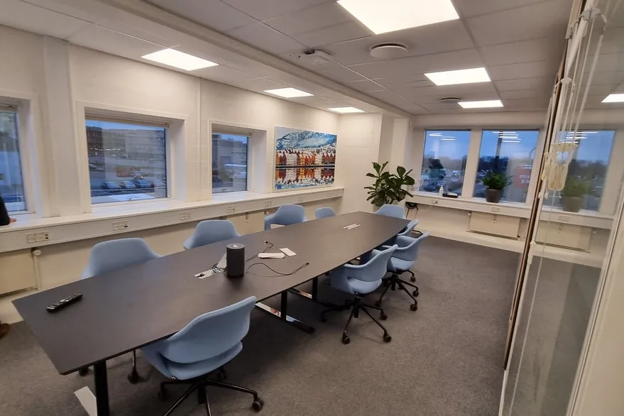 Kabinet - Office Space with Elevator near Ring 4