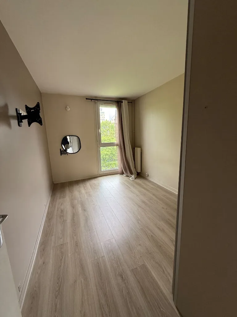 Pièces - Appartement 3 Pièces avec Balcon à Argenteuil