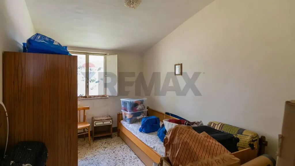 Magamistoad - Bifamiliar Villa with Garden in Piazza Armerina