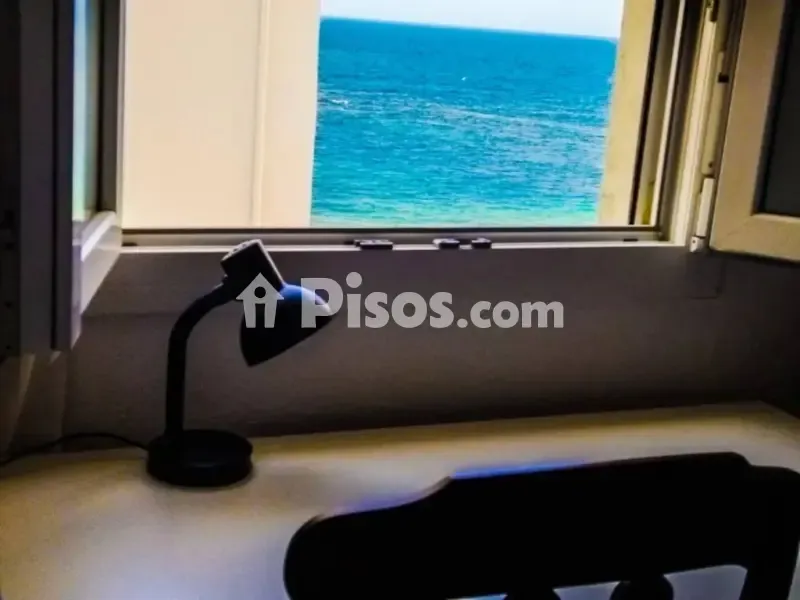 Stanze - Seafront Apartment with Garden Access in La Coruña