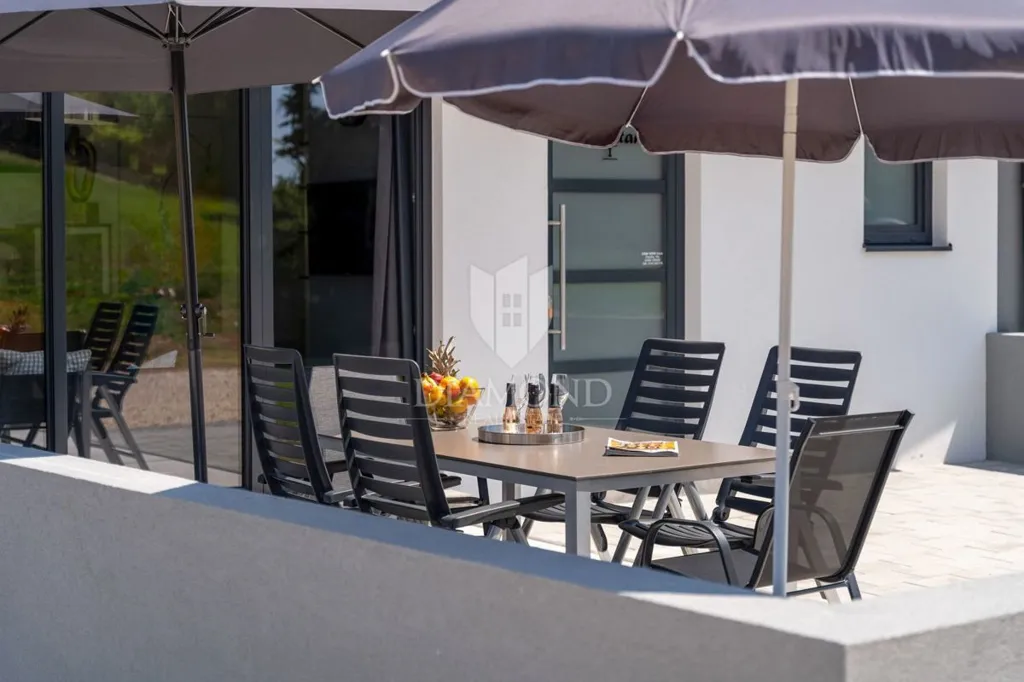Terrass - Designer Villa with Sea View in Vrsar