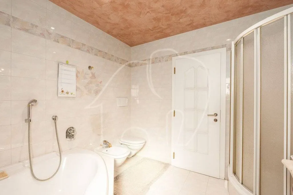 Salles de bain - Luxury House with Dolomites View in Jenesien