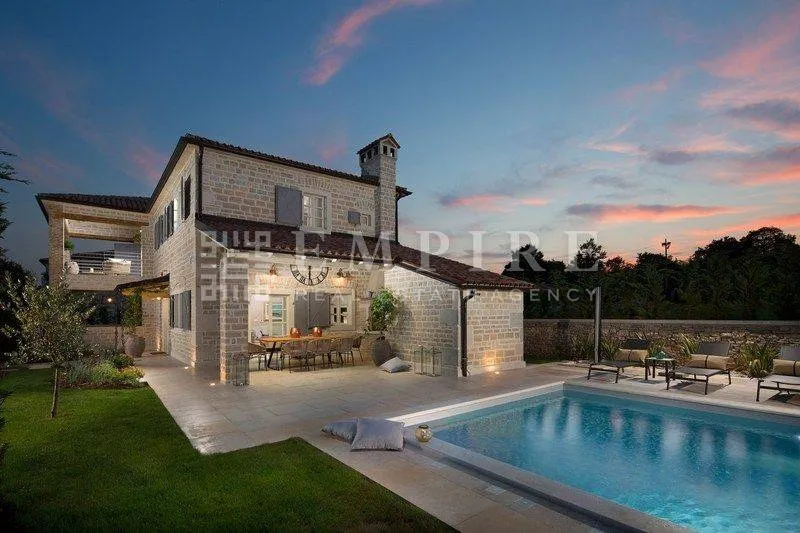Bassein - Luxury Villa with Pool in Kanfanar