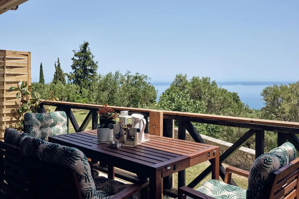 Terrasse - Luxury Apartments with Olive Grove in Zakynthos