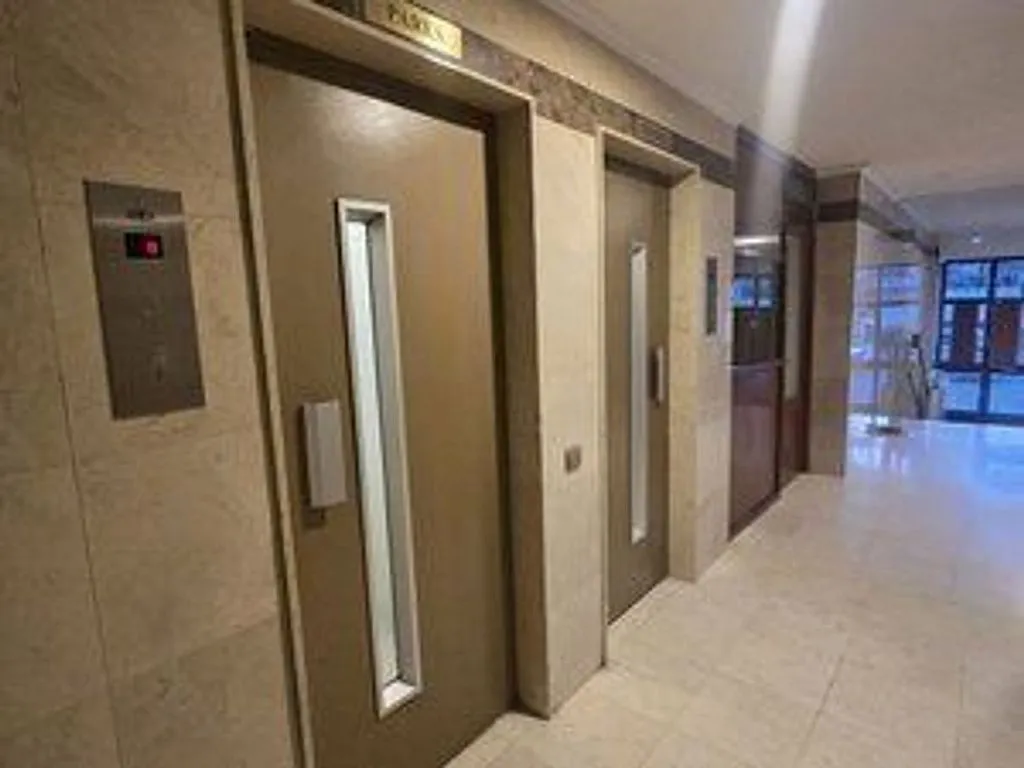 hallway_entrance