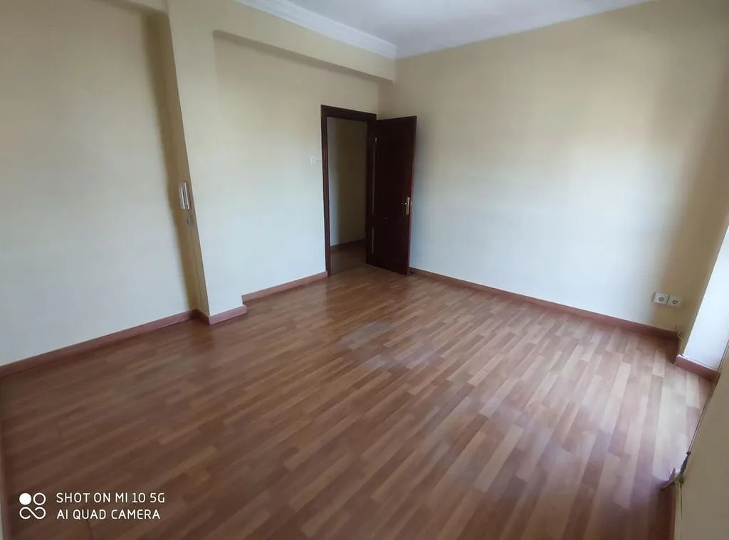 Pièces - Bright Apartment with Balcony in Nervión