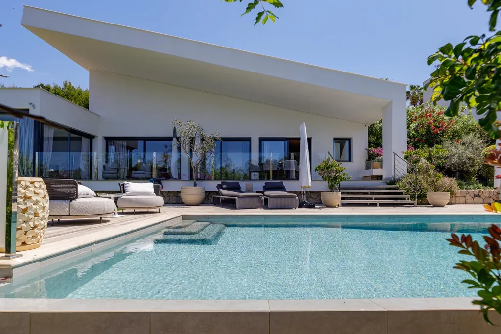 Piscine - Contemporary Villa with Pool in Calvià