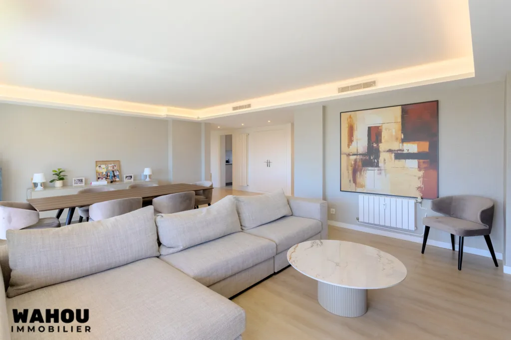 Séjour - Appartement 4P avec Vue Mer Panoramique au Cannet