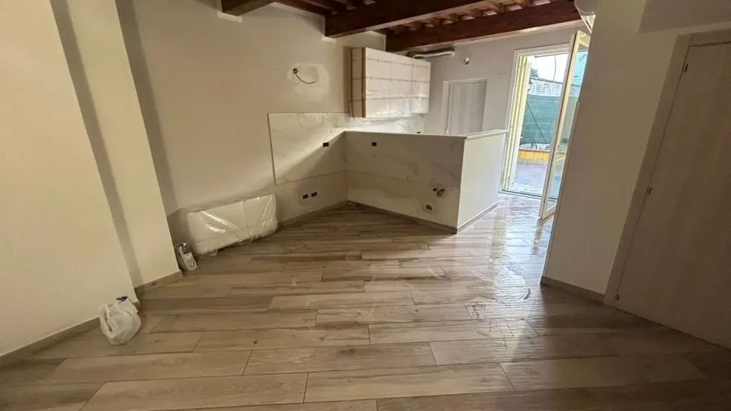 Elutuba - Luxury Apartment with Private Bathroom in Pisa