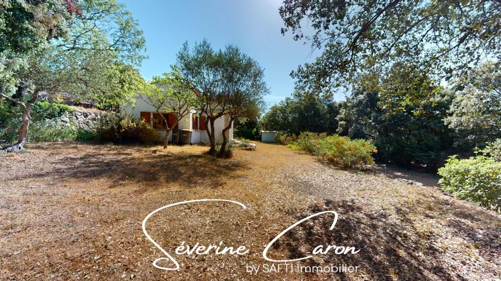 Aed - Extensible Plot with Pool Potential in Flassans-sur-Issole