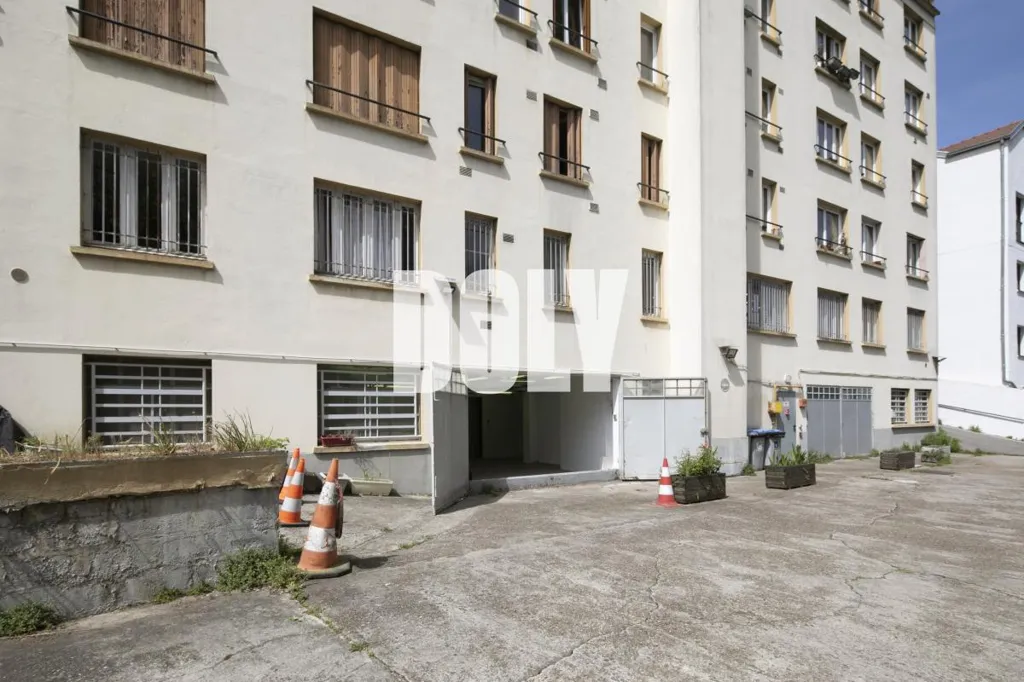 Aed - Aménageable Workspace in Bagnolet