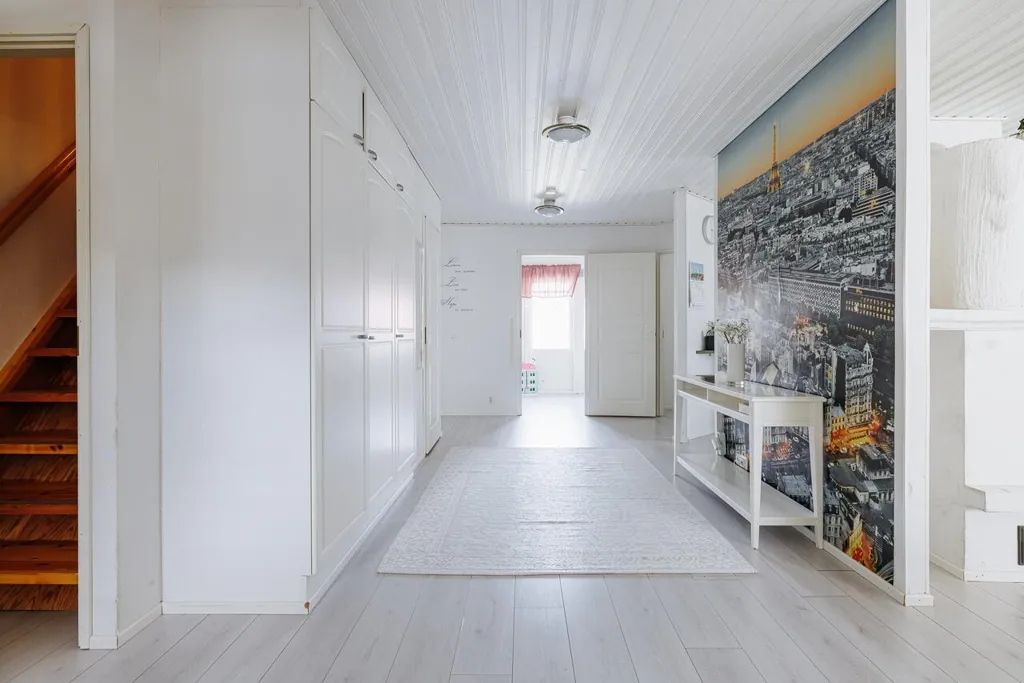 Hallway - Spacious Apartment with Sauna in Hyllykallio