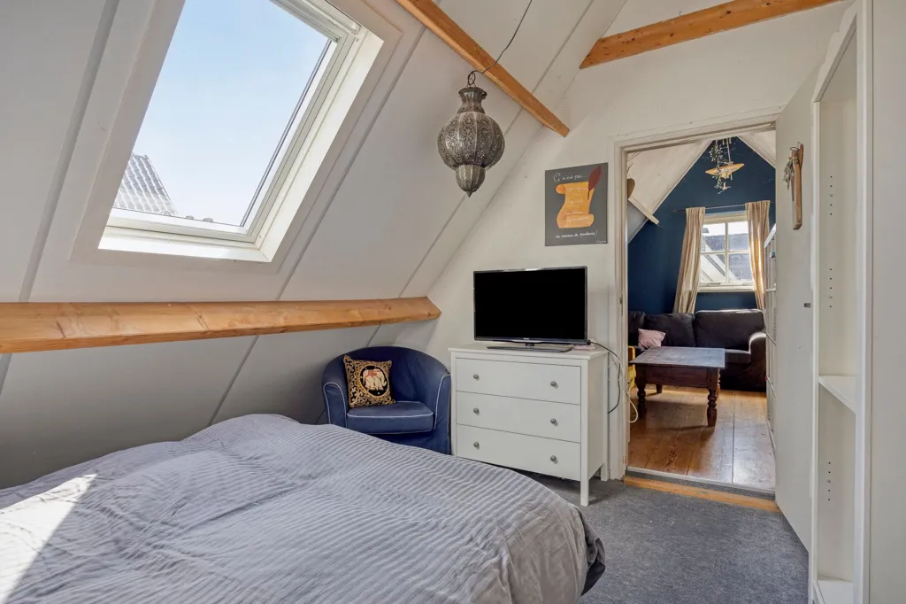 Magamistoad - Detached House with Serre and Wine Cellar in Middenbeemster