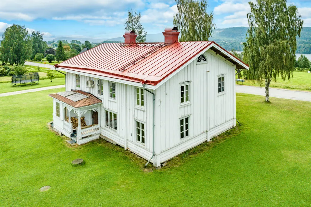 Vue aérienne - Well-Preserved Villa with Nature Access on Indalsvägen