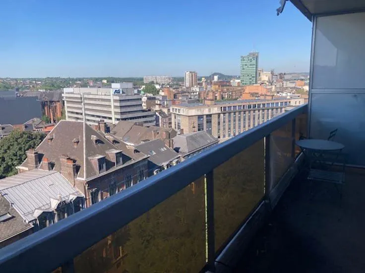 Flat with Panoramic View and Garage in North