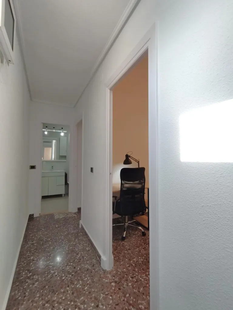 hallway_entrance