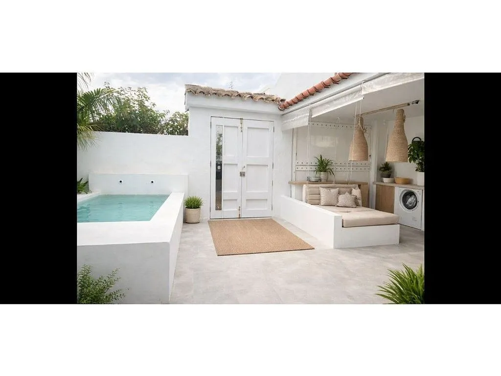 Bassein - Chalet with Pool in Nueva Andalucía Centre