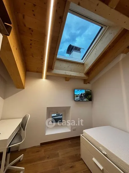 Magamistoad - Student Apartment with Terrace in Trento