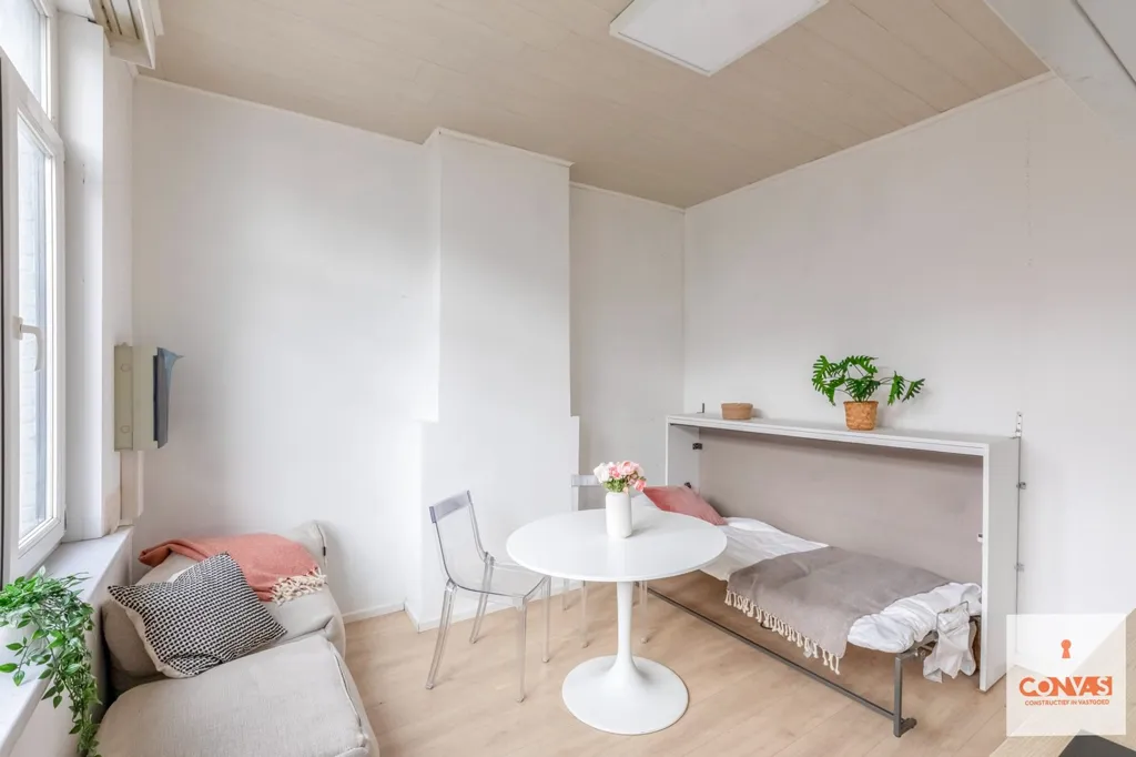 Soggiorno - Studio to Renovate with City Access in Gent